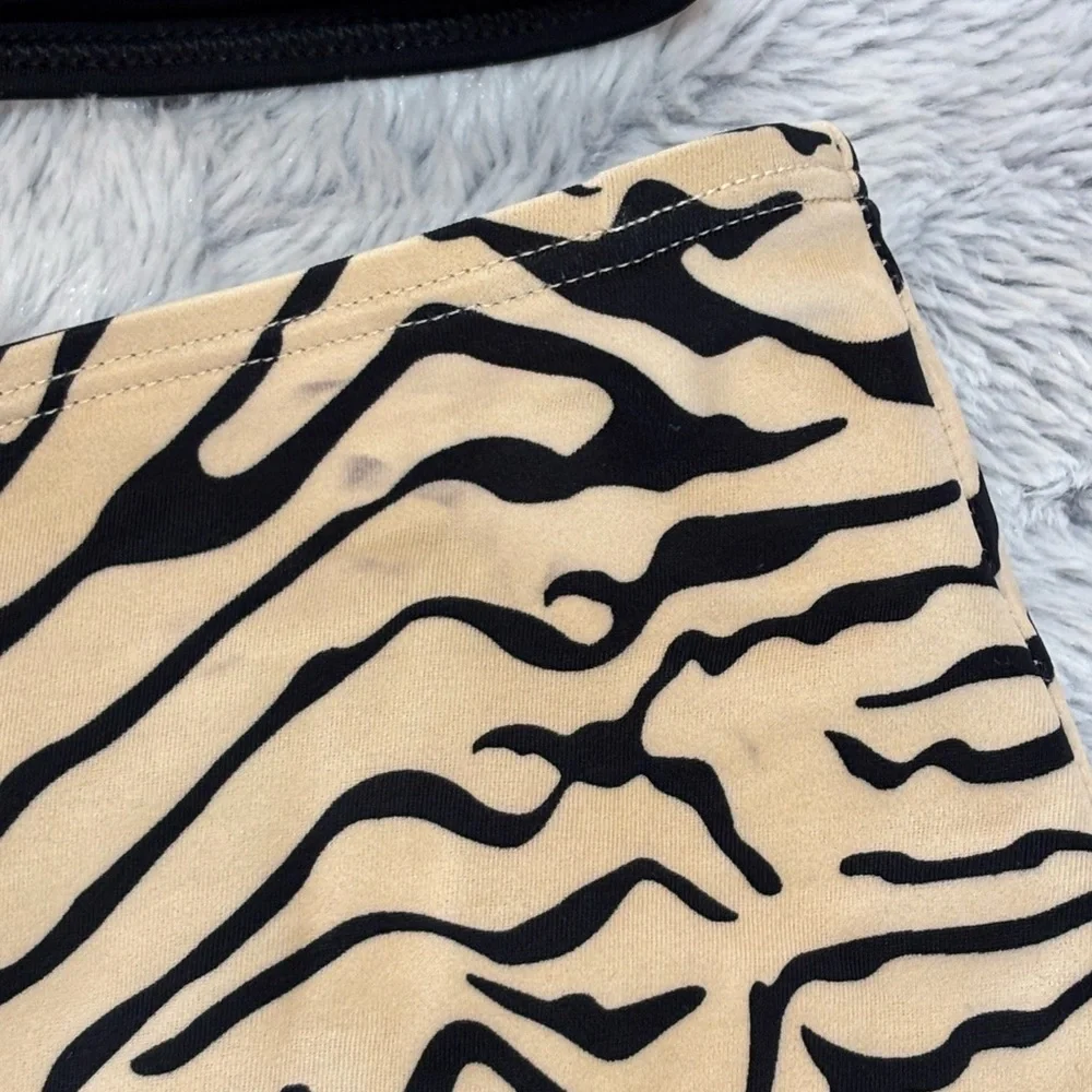 Venus Zebra Print Halter Bikini Set, top- size 8, bottom - size 10 - Picture 12 of 12